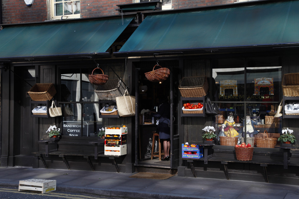 spitalfield's, London, shop front, baskets, fruit,