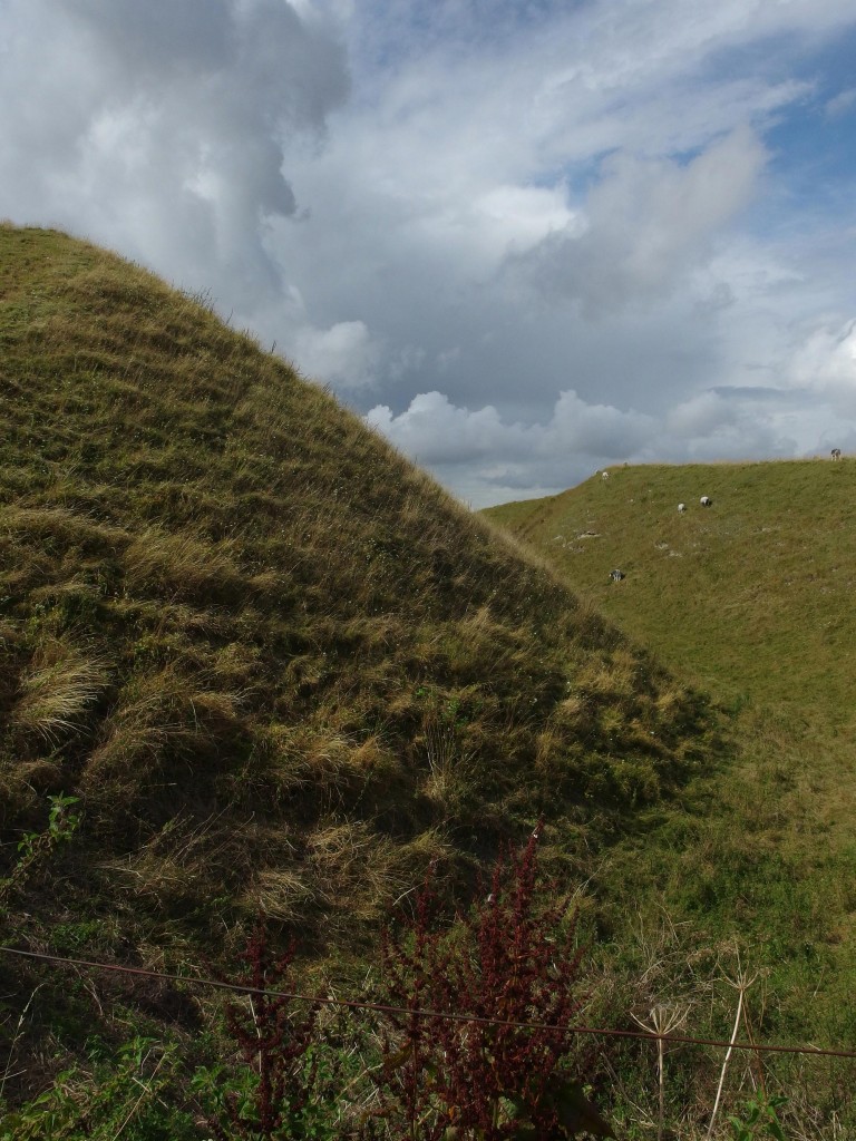 old sarum, wall, hill, sky, iron age hill fort, dorset, england