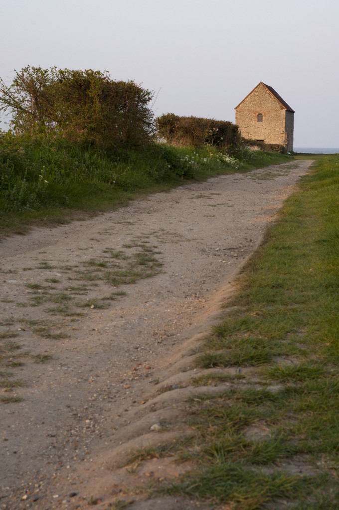 oldest buildings in the uk, st cedd, Chapel of St Peter-on-the-Wall, Bradwell-on-Sea, Essex, grade 1, 7th century, architecture,